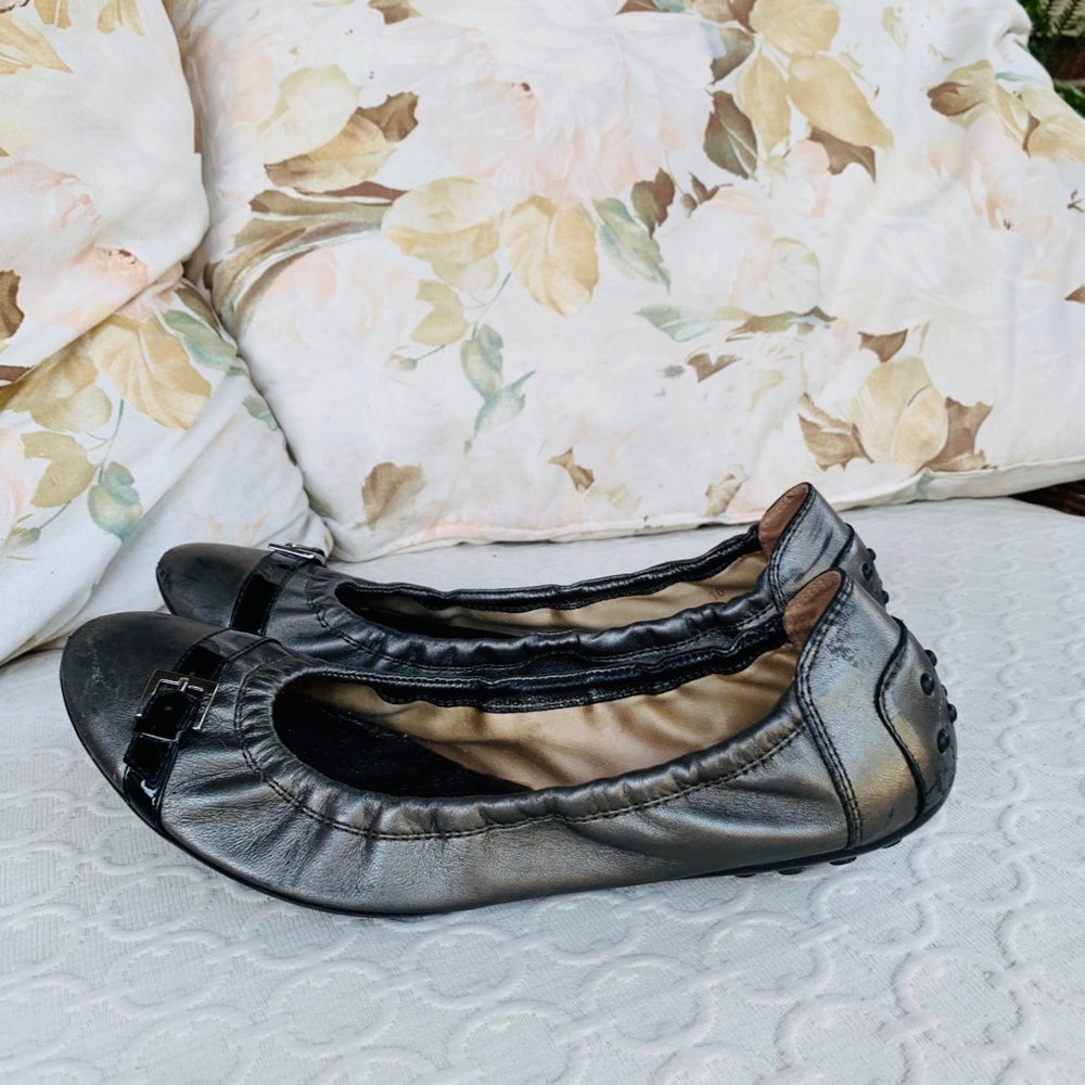 Tod’s Gray Pewter Ballerina Dee Flat